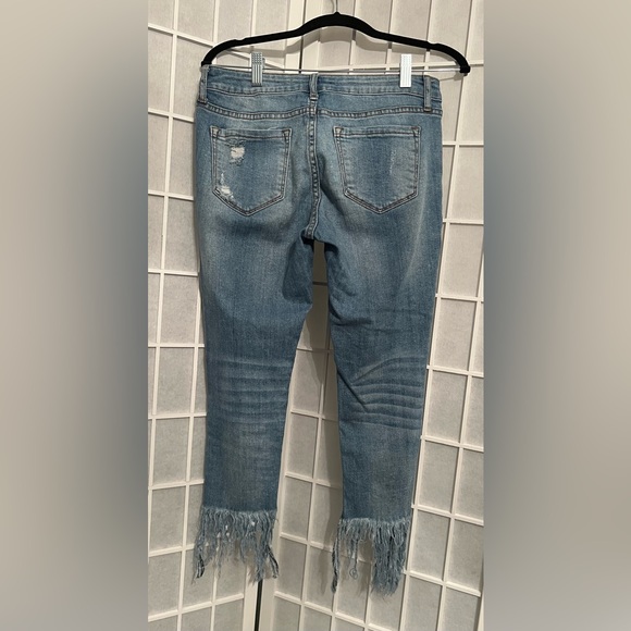 FASHION NOVA Porsha Frayed Jeans Fringe Hem Light Blue Wash - Picture 2 of 3